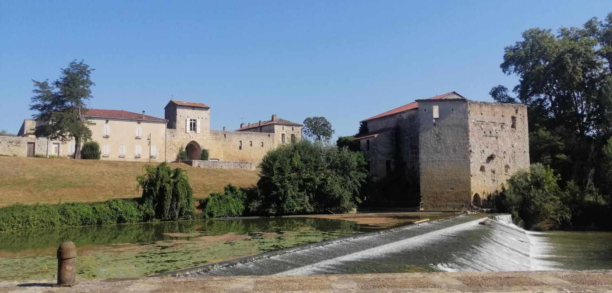 Lavardac - Maison De Village Gascogne Landes Bagian luar foto